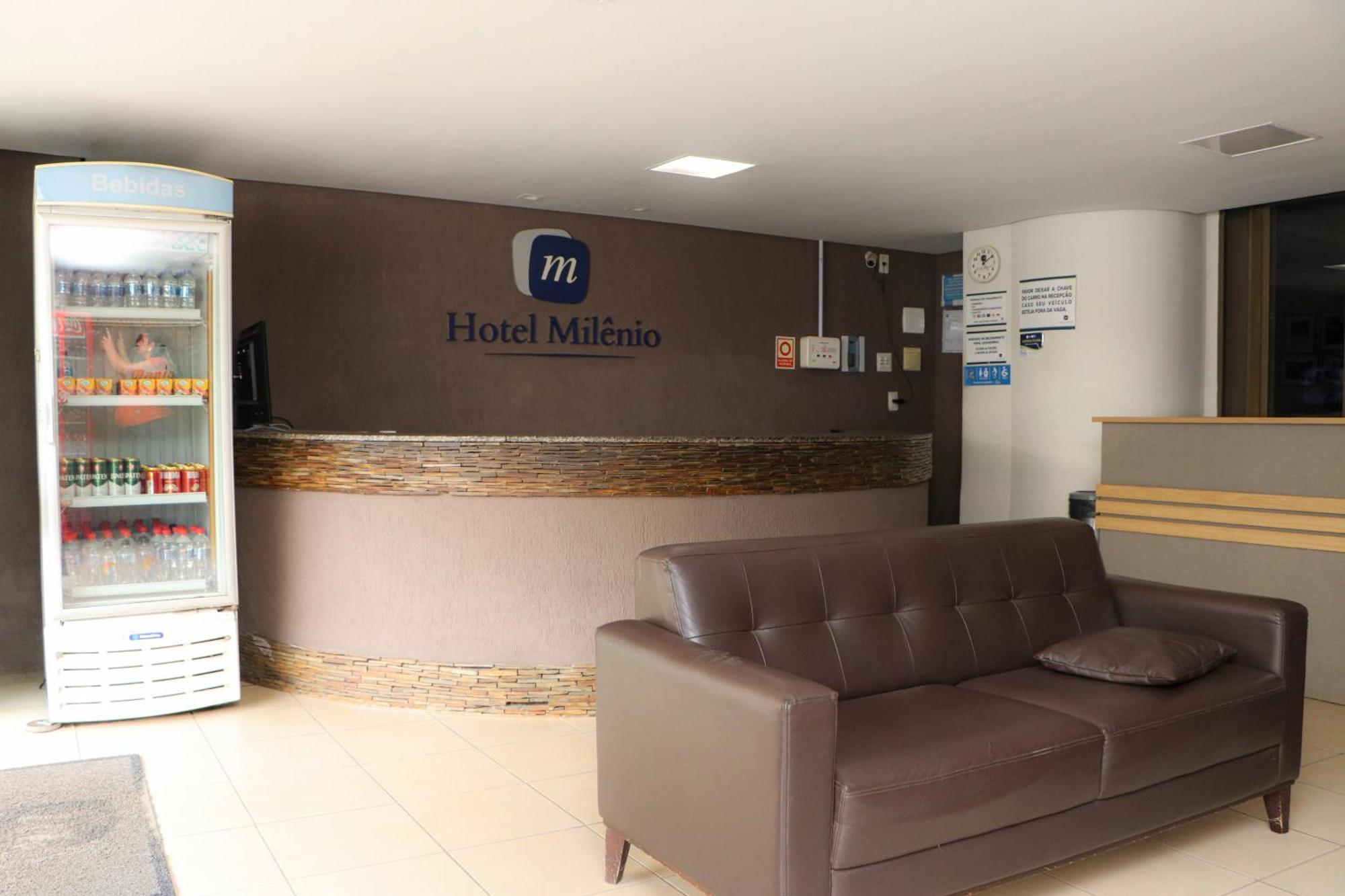 Hotel Milenio Понте Нова Екстериор снимка