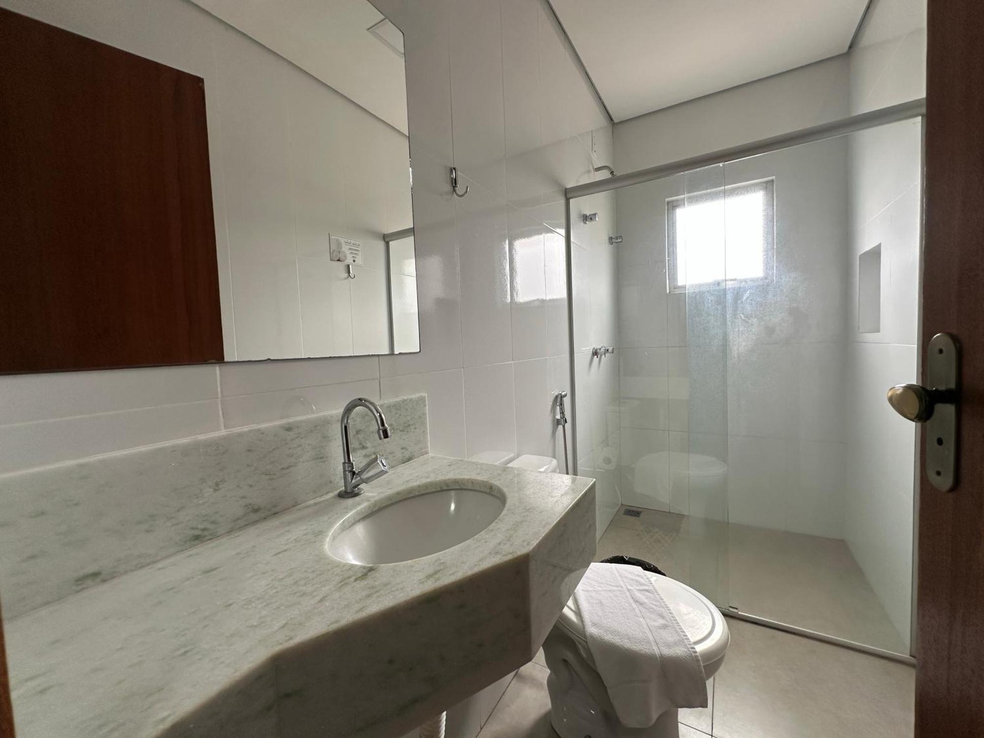 Hotel Milenio Понте Нова Екстериор снимка